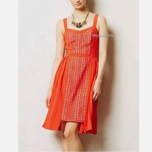 New Anthropologies size 00P Weiland Neria Vessel by Timo